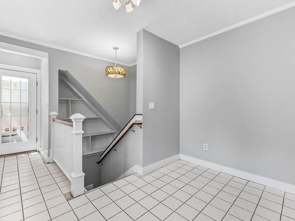 29 Rosecliff Street, Boston MA 02131