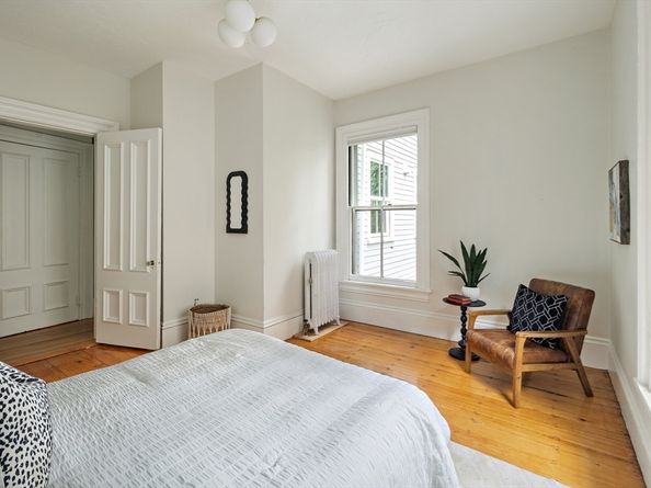22 Bigelow 2B, Cambridge MA 02139