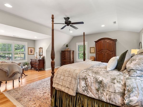 3 Howard St, Ipswich MA 01938