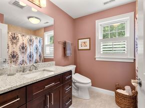 3 Howard St, Ipswich MA 01938