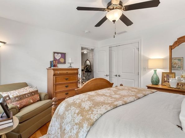 3 Howard St, Ipswich MA 01938
