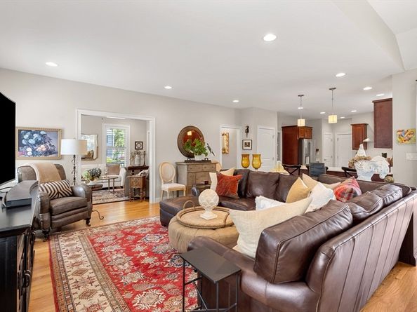 3 Howard St, Ipswich MA 01938