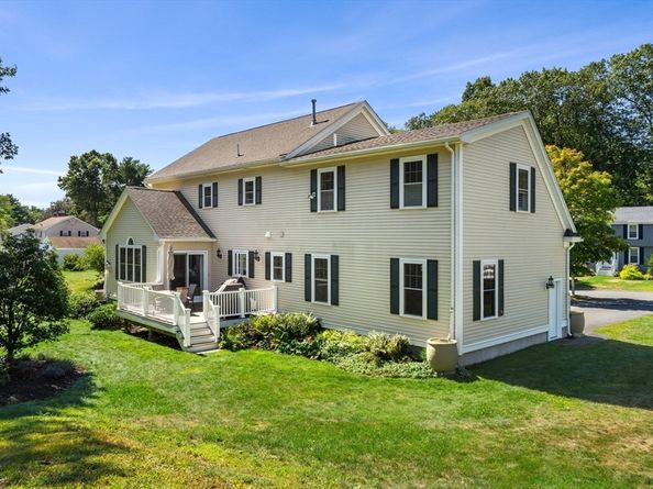 3 Howard St, Ipswich MA 01938