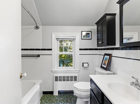 58 Hutchinson Rd, Arlington MA 02474
