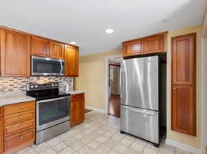 58 Hutchinson Rd, Arlington MA 02474