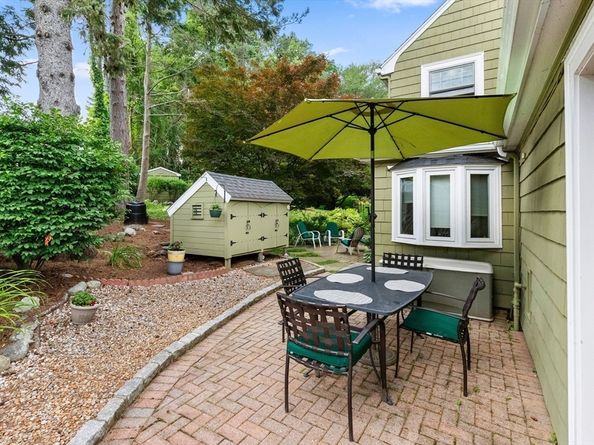 58 Hutchinson Rd, Arlington MA 02474