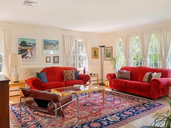 100 Central Street, Newton MA 02466