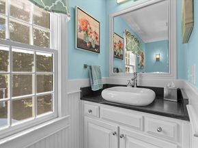 231 Storey Ave, Newburyport MA 01950