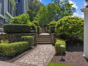 231 Storey Ave, Newburyport MA 01950