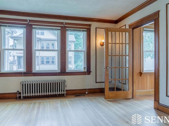63-65 Evans St, Watertown MA 02472