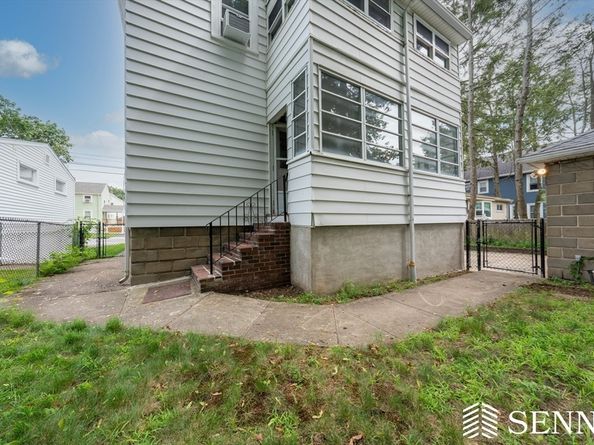 63-65 Evans St, Watertown MA 02472