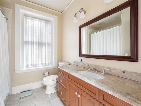 18 Hereford St, Boston MA 02115