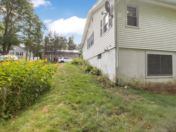 32 Scenic Dr, Worcester MA 01602