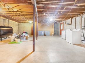 32 Scenic Dr, Worcester MA 01602