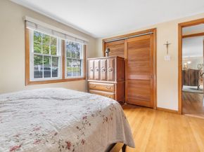 32 Scenic Dr, Worcester MA 01602