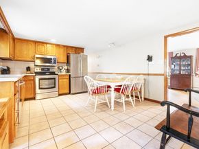 32 Scenic Dr, Worcester MA 01602