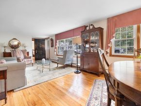 32 Scenic Dr, Worcester MA 01602