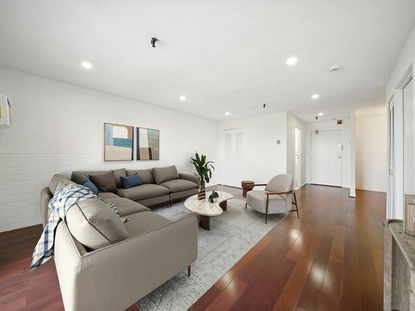 115 W Squantum St 702, Quincy MA 02171