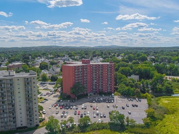 115 W Squantum St 702, Quincy MA 02171