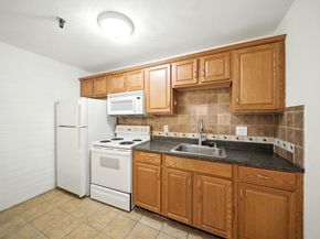115 W Squantum St 702, Quincy MA 02171