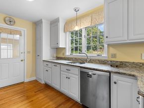 10 Martingale Lane 10, Andover MA 01810