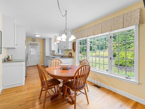 10 Martingale Lane 10, Andover MA 01810