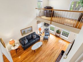 10 Martingale Lane 10, Andover MA 01810