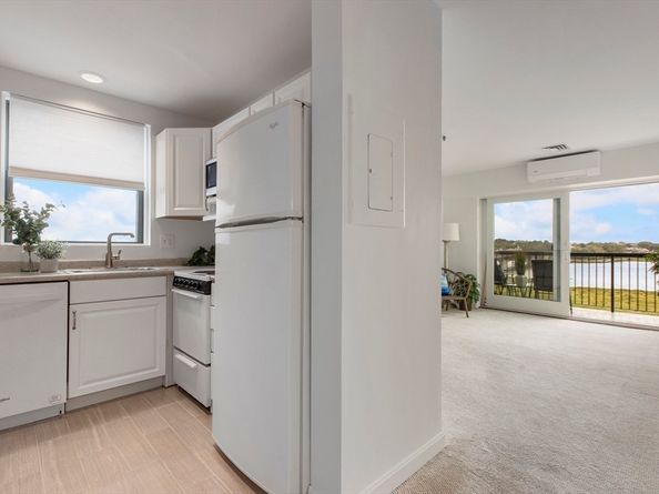 133 Commander Shea Blvd 506, Quincy MA 02171