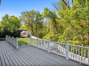 1 Farwell Cir, Newton MA 02460