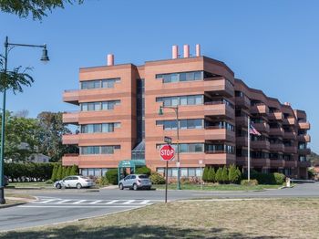 1 Carey Cir