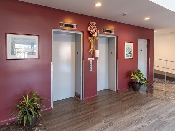 1 Carey Cir 409, Revere MA 02151