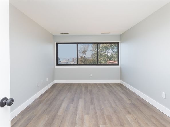 1 Carey Cir 409, Revere MA 02151