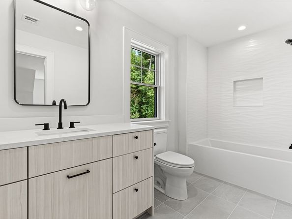133 South Street, Needham MA 02492