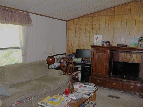 8 Jefferson Way, Carver MA 02330
