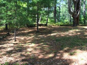 8 Jefferson Way, Carver MA 02330