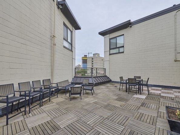 12 Stoneholm St 307, Boston MA 02115