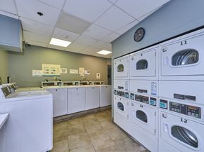12 Stoneholm St 307, Boston MA 02115