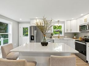 31 Edgewood Ave, Stoughton MA 02072