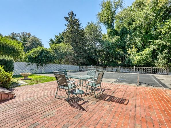 22 Crosby Street, Stoneham MA 02180