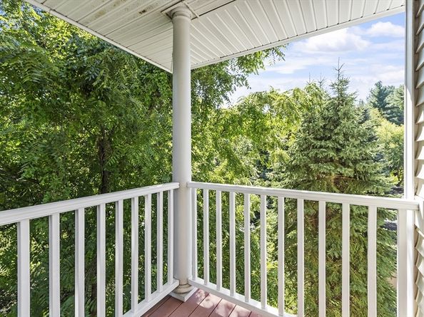 5 Mission Rd 203, Chelmsford MA 01863