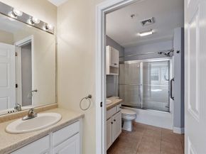 5 Mission Rd 203, Chelmsford MA 01863