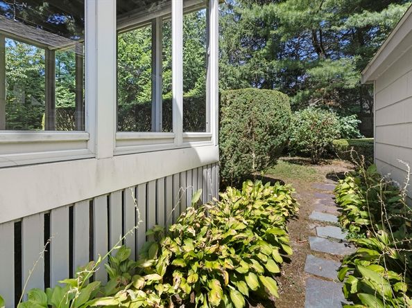 109 Clark Lane, Waltham MA 02451