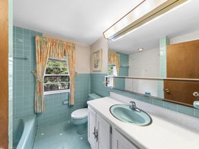 109 Clark Lane, Waltham MA 02451
