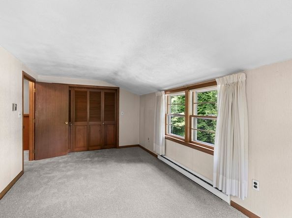 109 Clark Lane, Waltham MA 02451