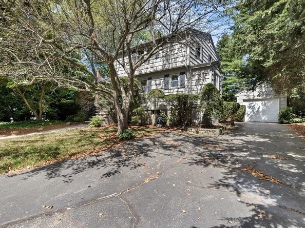 109 Clark Lane, Waltham MA 02451