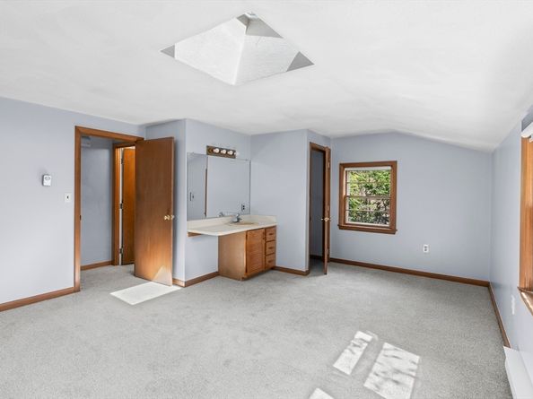 109 Clark Lane, Waltham MA 02451