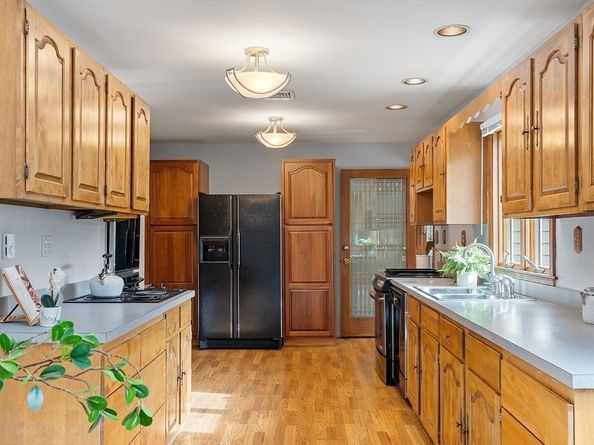 133 Rocky Meadow Street, Middleboro MA 02346