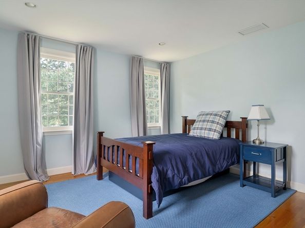 38 Fuller Brook Rd, Wellesley MA 02482