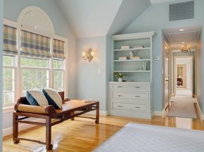 38 Fuller Brook Rd, Wellesley MA 02482