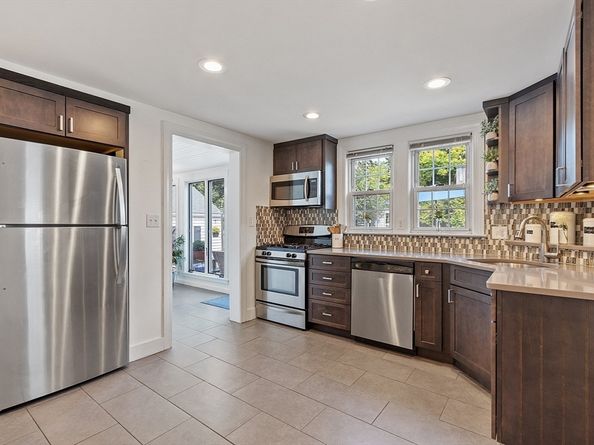 50 Putnam Park, Fitchburg MA 01420